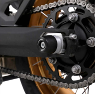 Протектор за ос R&G RACING Swingarm Protection Voge DSX 900 24-26