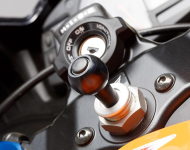 SW-MOTECH HEAD TUBE BALL CLAMP R NINE T ABS mounting kit