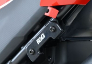 Стойка за генерация R&G RACING black Exhaust Hanger Kit Honda CBR300R 15-16