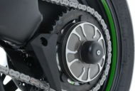 Протектор за ос R&G RACING swingarm protectors black Kawasaki H2 15-19 / H2R 15-22