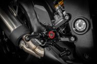 Задни степенки MUE2 BK TR 1200RS GILLES MUE2-T01-B