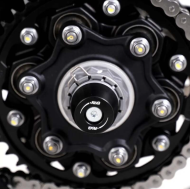 Протектор за ос R&G RACING Swingarm Protection Triumph Speed Triple 1200 RS 21-26 / RR 22-25