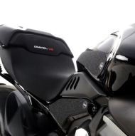 Protecție rezervor R&G RACING Set tampoane de tracțiune pentru rezervor 4 bucăți Negre Ducati Diavel V4 23-25